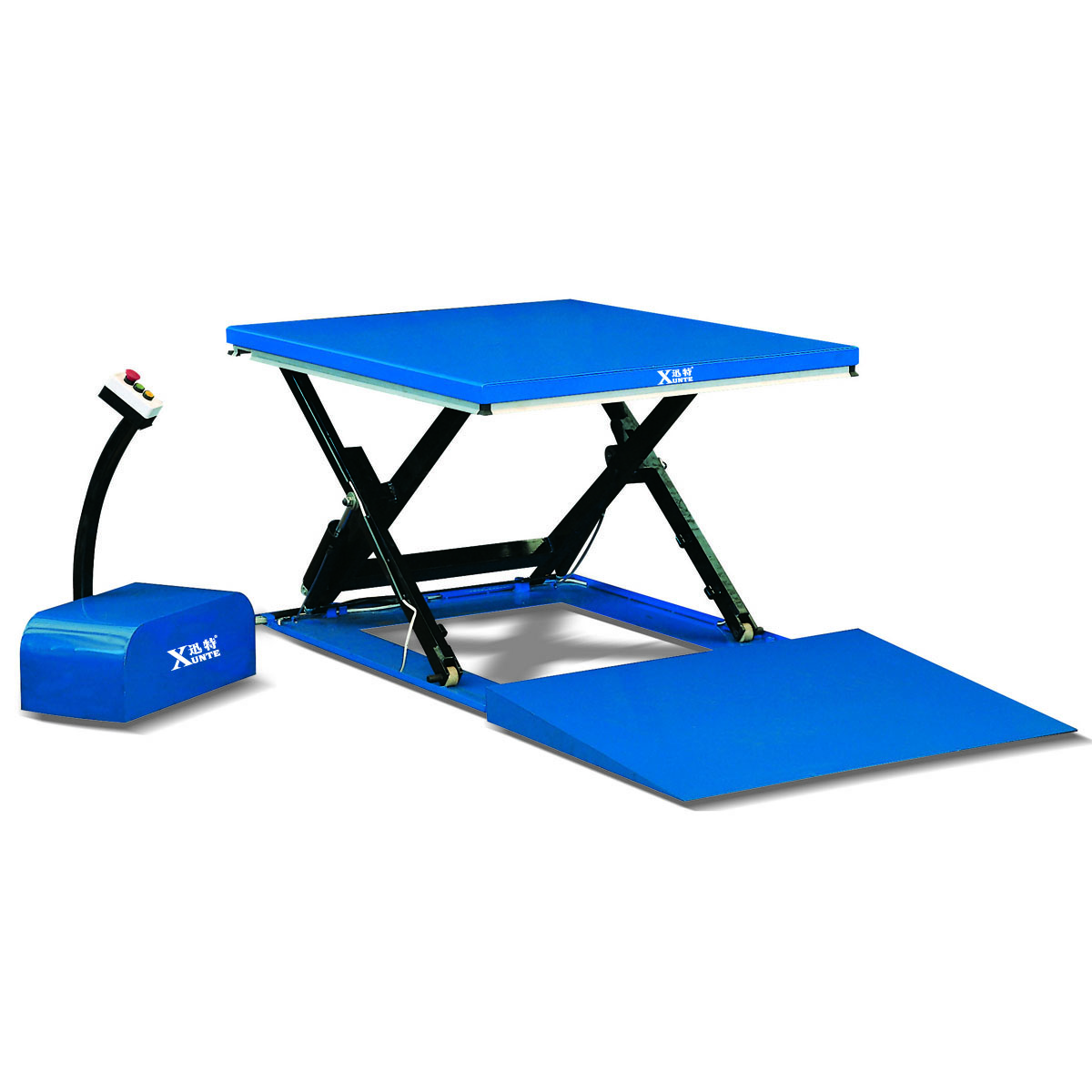 定制剪叉式升降平臺助力模具行業(yè)作業(yè)便捷